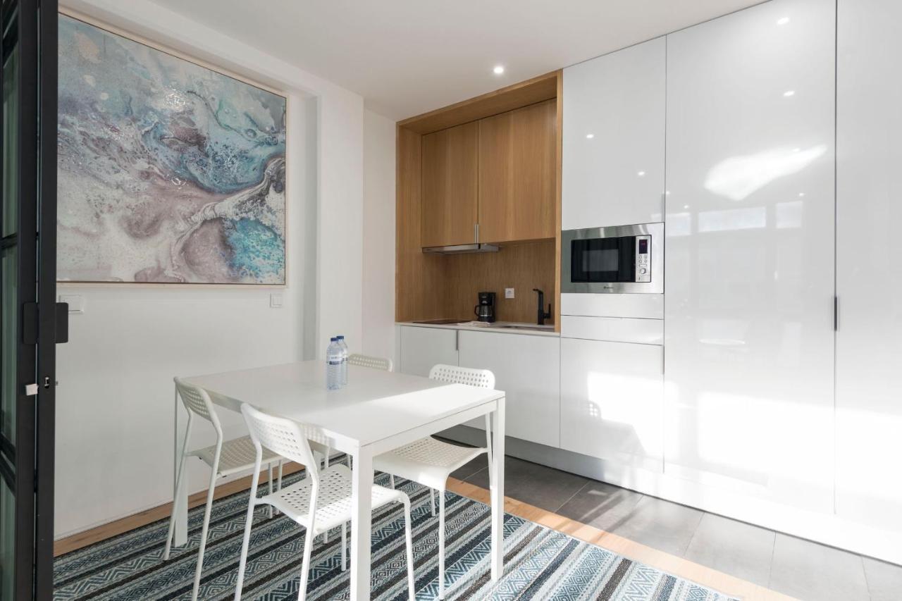 Lovelystay - Wohaza Apartment With Free Private Parking Porto Exterior foto